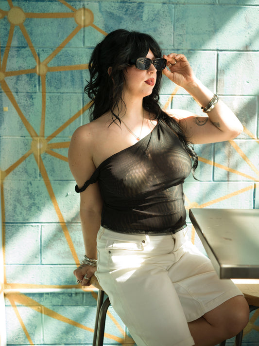 Sasha Twist Shoulder Top